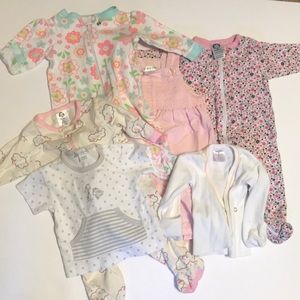 Lot of infant clothing